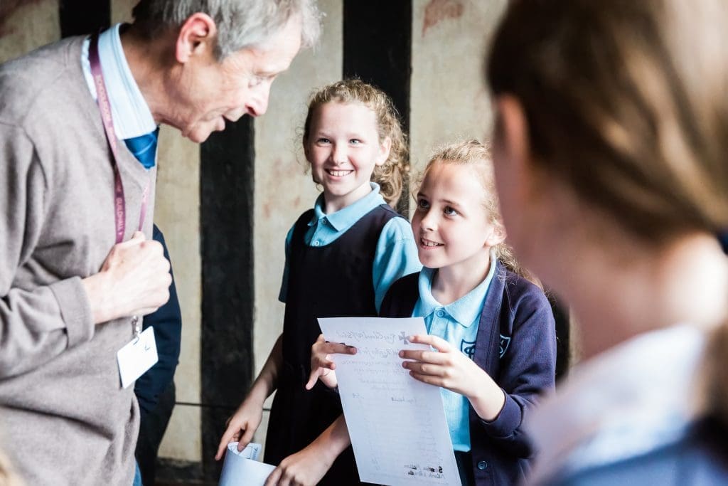 Shakespeare's Schoolroom & Guildhall School Visit_Guide with pupils_photography Sara Beaumont